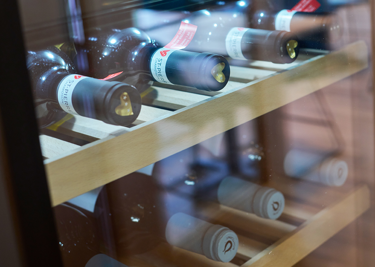 Weinregal, Restaurant Le Clou Neuenegg